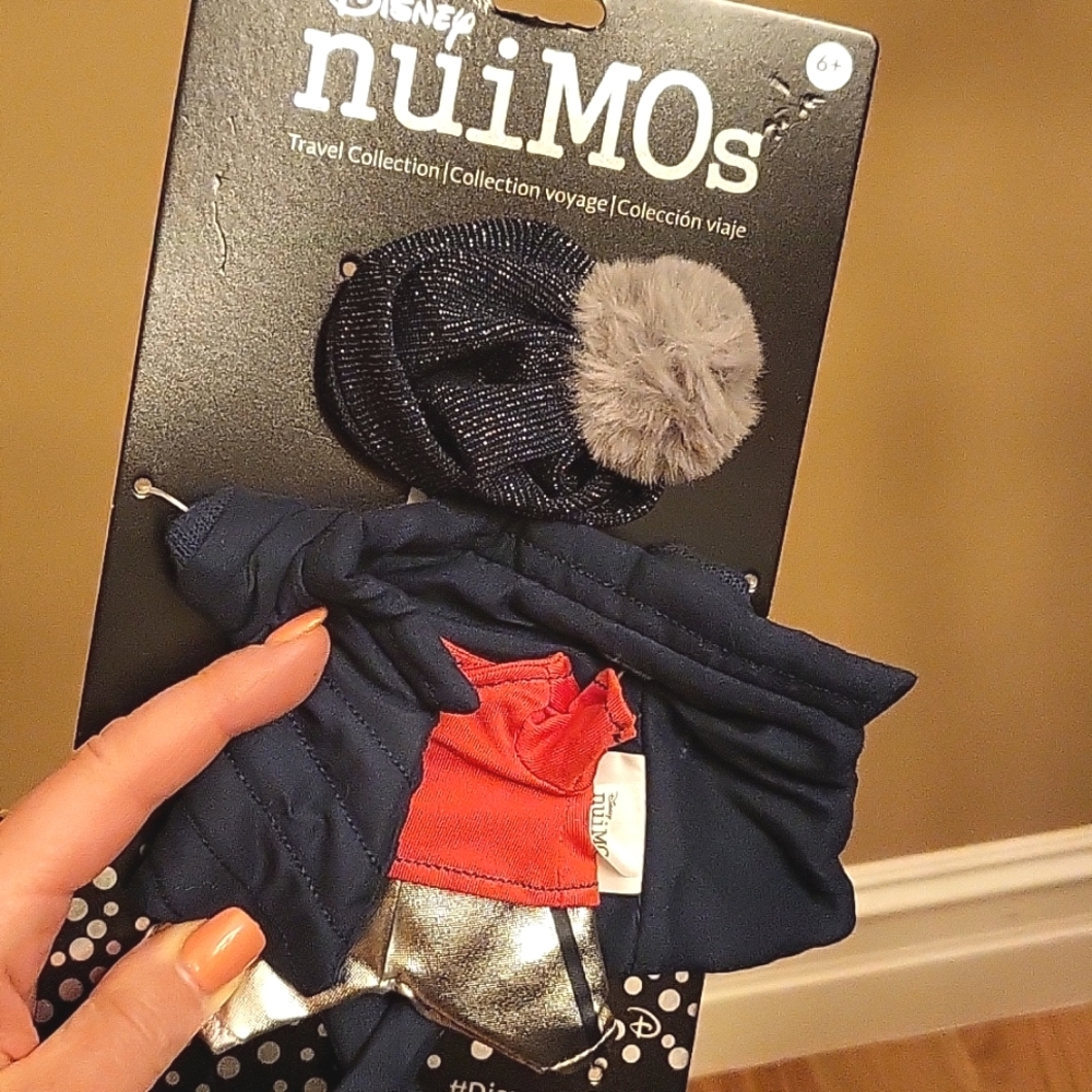 Disney Nuimos Outfit